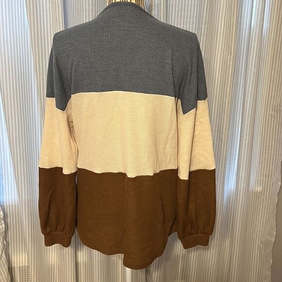 WOMEN’S waffle style long sleeve shirt - Picture 2 of 6